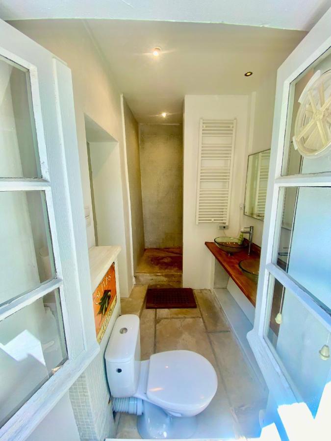 Auberge De La Croix Du Pape Èze Buitenkant foto